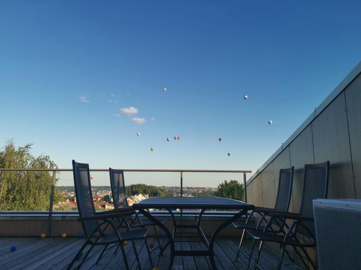 Luxury Penthouse With Large Terrace & Panoramic Old Town View Leilighet